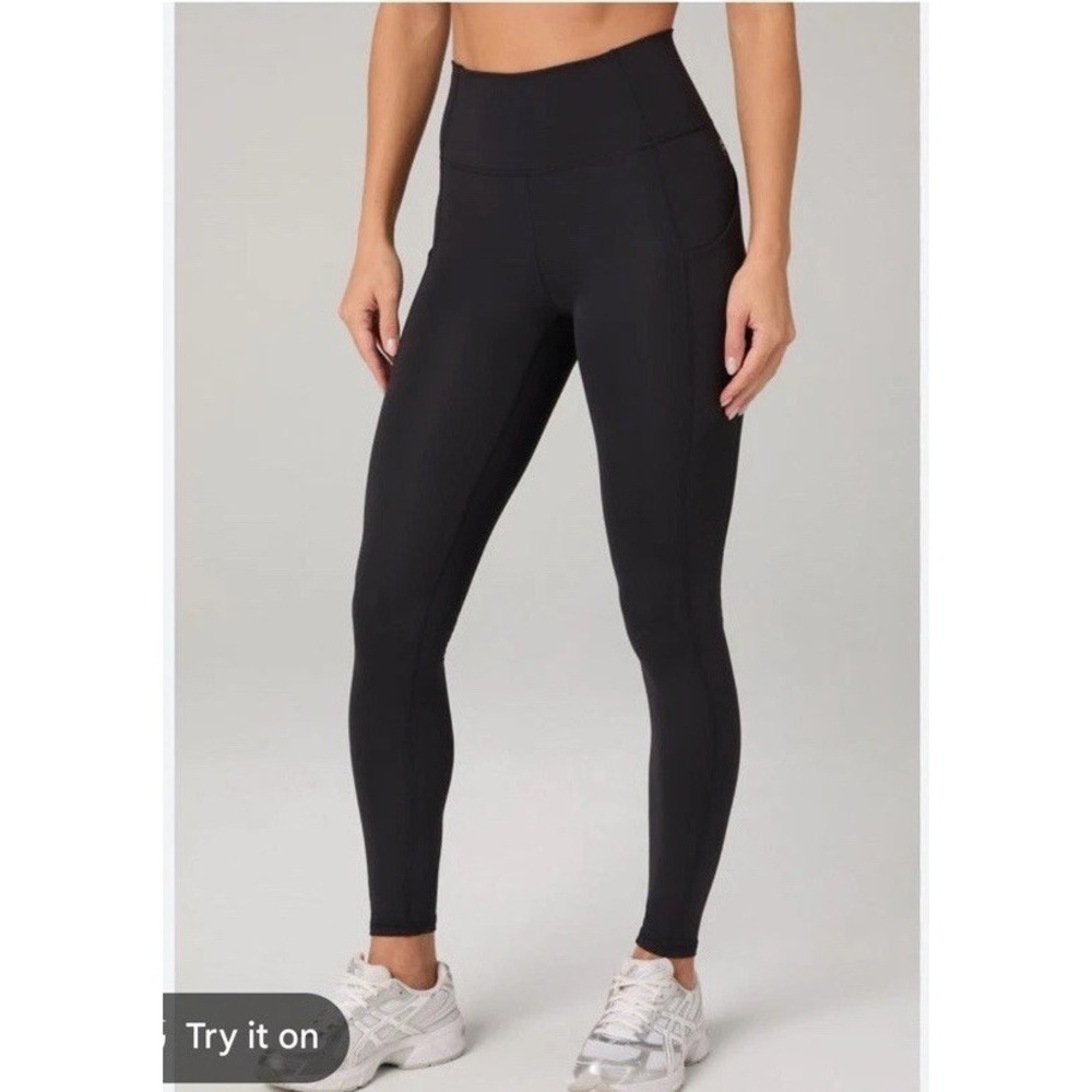 Fabletics Oasis PureLuxe High-Waisted Pocket Legging Black Size M Activewear NWT